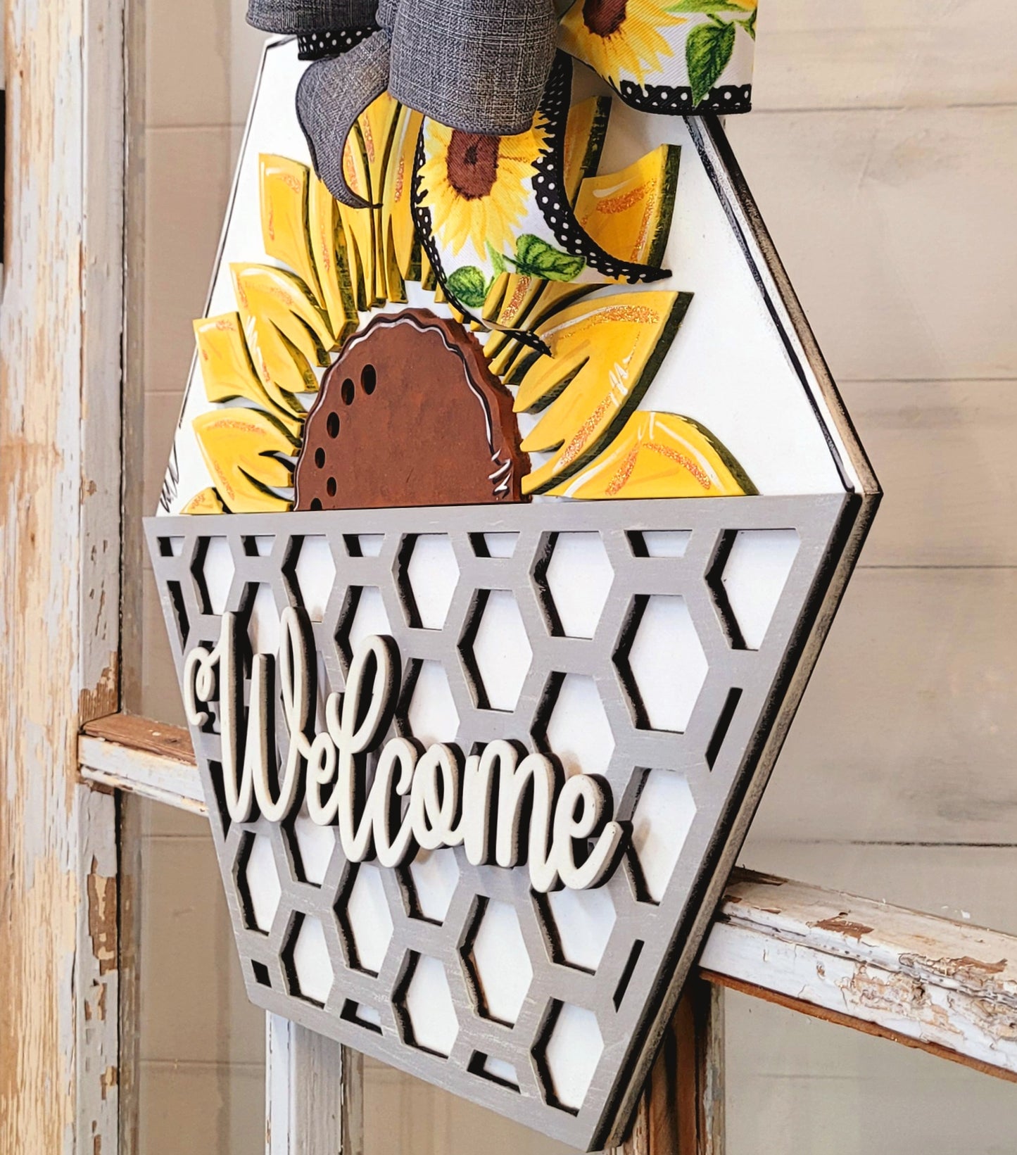 Door Hanger: Sunflower Welcome Sign