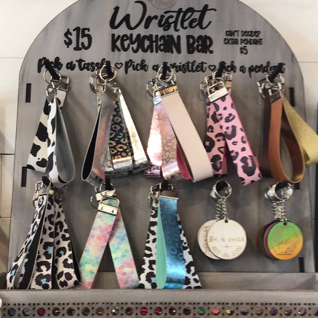 Wristlet Bar