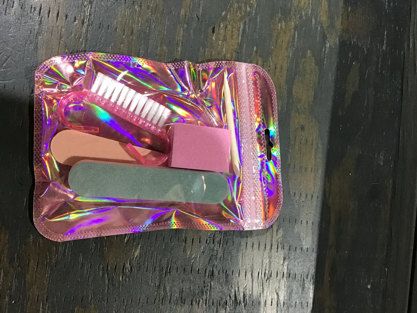 Nail kit