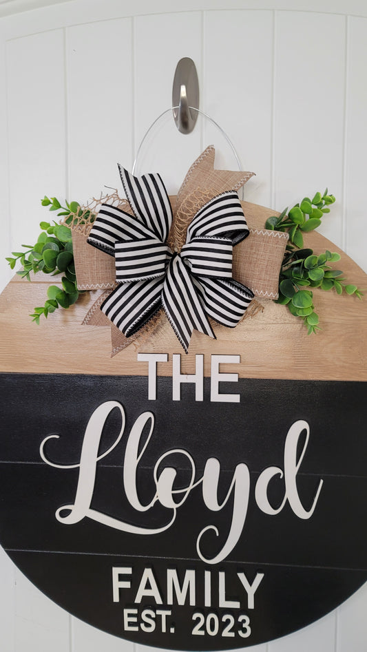 Personalized Door Hanger: Family Name