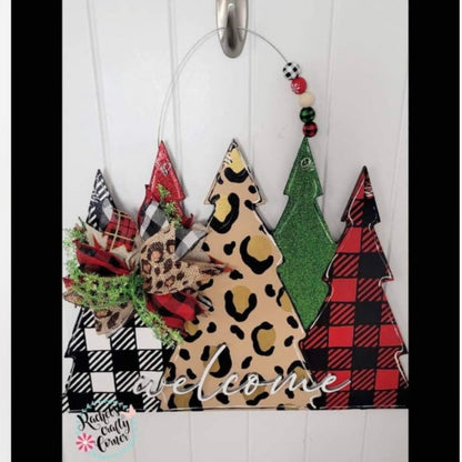 Christmas Door Hanger Workshop: December 4th @ 6:30PM